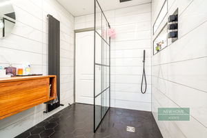 Photo 19- click for photo gallery